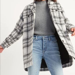 Old navy plaid Shacket! Shirt jacket